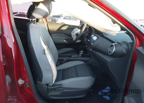 2023 Nissan Kicks Sr Xtronic Cvt z USA, uszkodzony, nr VIN 3N1CP5DV1PL526410